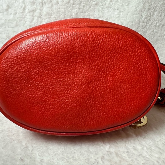 Michael Kors Red Bucket Shoulder Bag - Picture 5 of 10